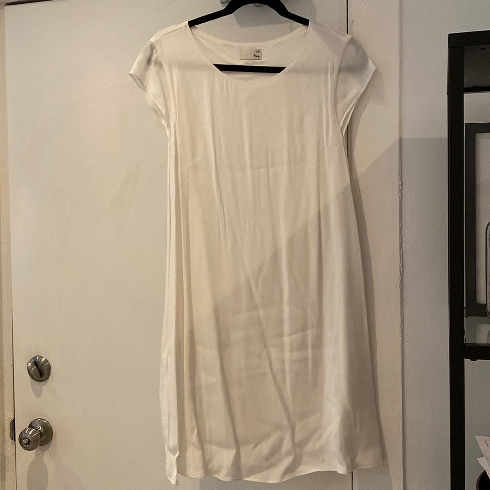 Wilfred Free Aritzia White Tee Dress